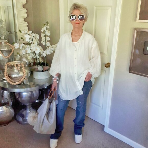 NWOT Frilli Exchange blue wash denim jeans w/ sequin & bead embellishments, 7 - Picture 3 of 13